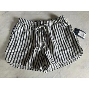 NWT Universal thread blue striped elastic
Waist pull on shorts XS cotton womens